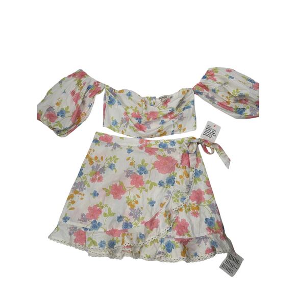 Miss Selfridge NWT Asos 2 Piece Poplin Floral Crop Top & Skirt Set  // 10 & 12 - Picture 3 of 14